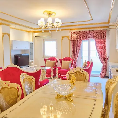 Easy - Luxury Three Bedroom *