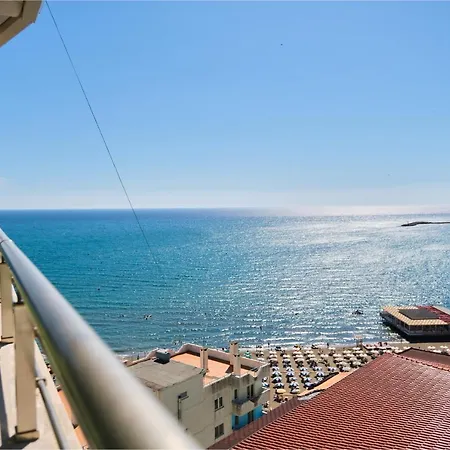 Apartment Easy - Luxury Three Bedroom